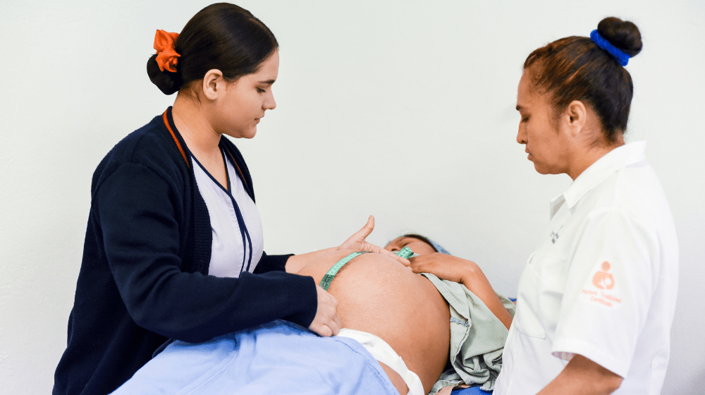 Nuevos datos muestran importantes retrocesos para la salud materna en muchas partes del mundo y subrayan enormes disparidades en